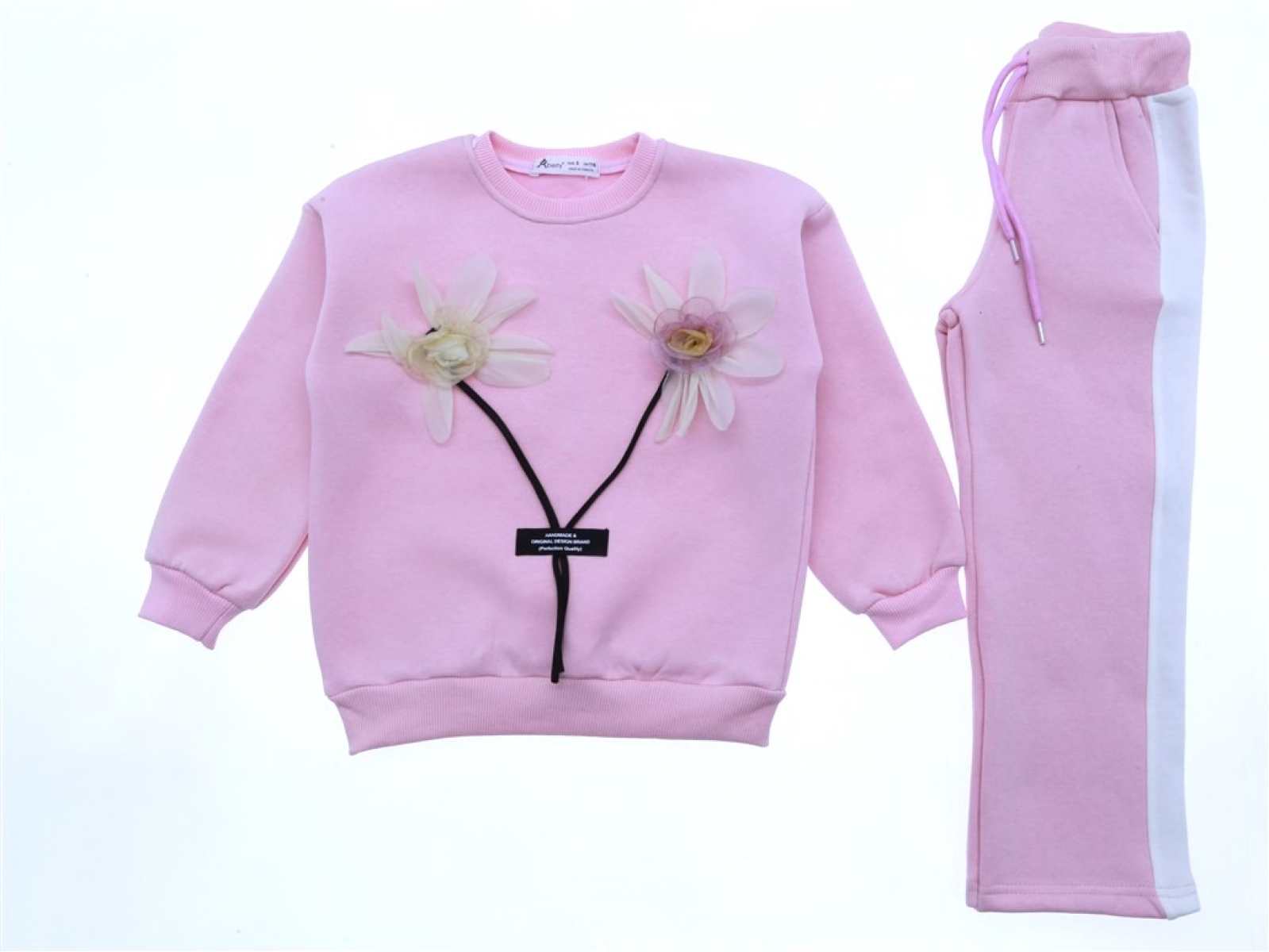 PEMBE