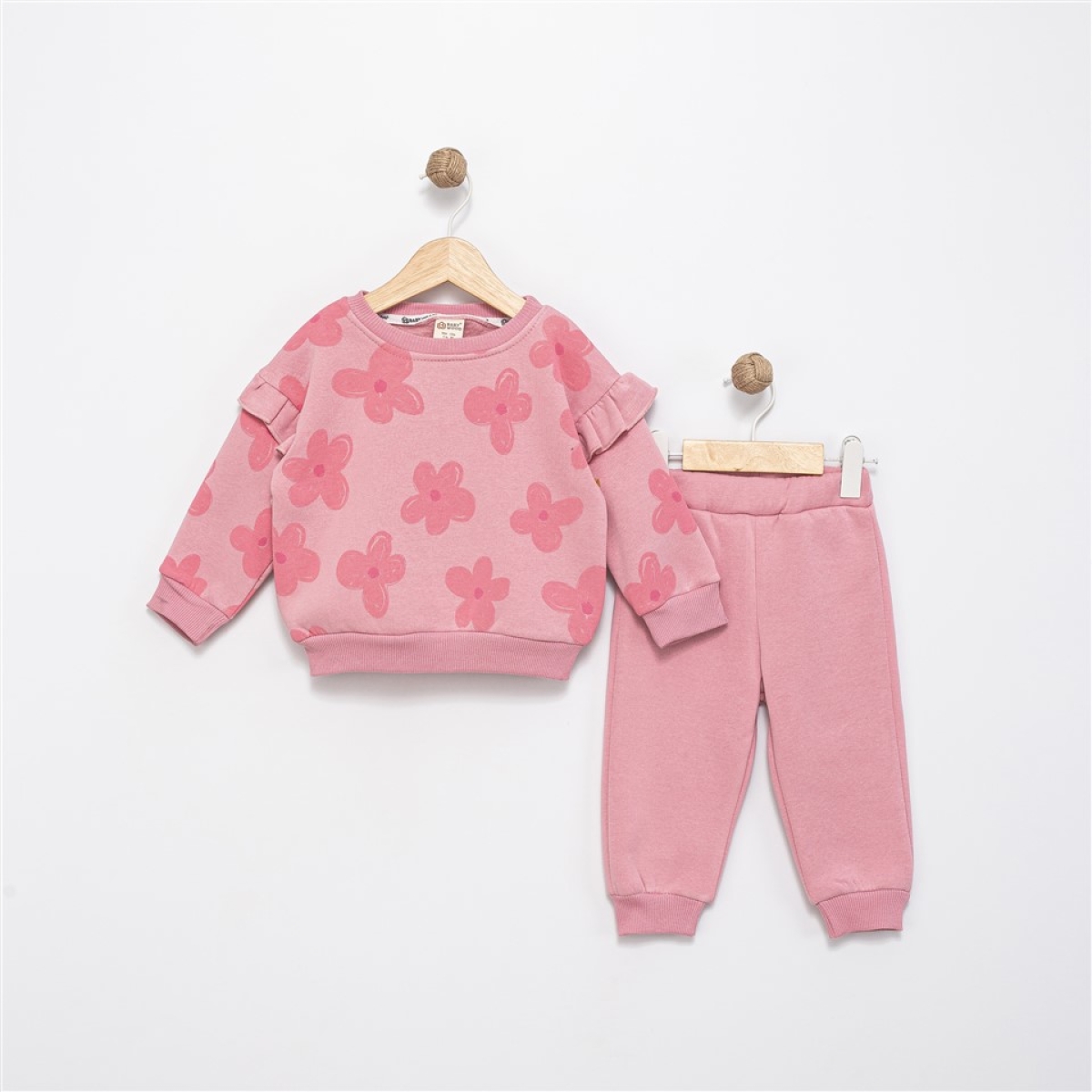 PEMBE