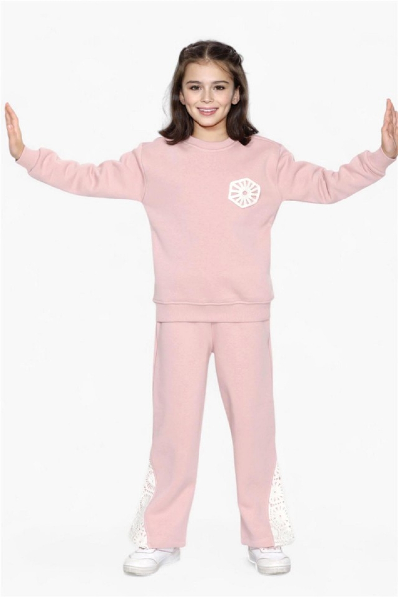 PEMBE
