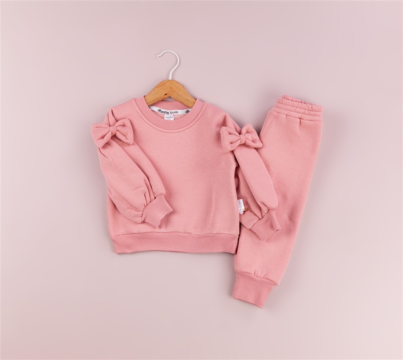 PEMBE